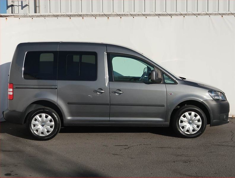 Volkswagen Caddy (2011) 1.2 TSI, 5Míst, 1Maj - fotka 6 z 16