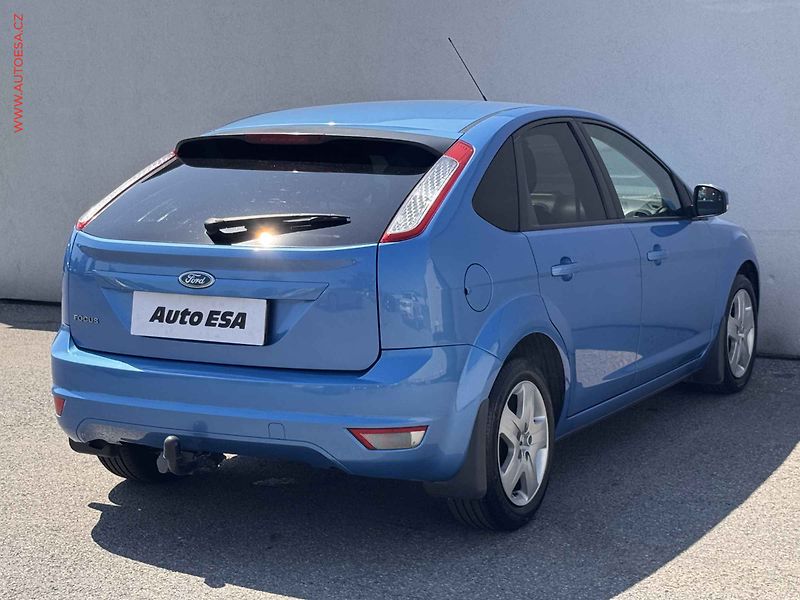 Ford Focus (2008) 1.6i, 2.maj,ČR, AC - fotka 6 z 12