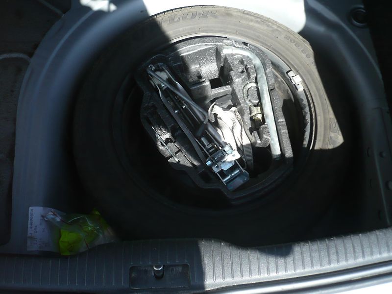 Volkswagen Golf 1.6i 77Kw Koupeno ČR - fotka 20 z 27