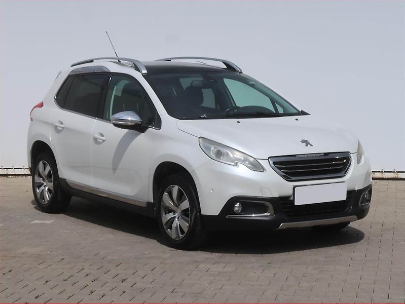 Peugeot 2008 (2013) 1.6 e-HDi, Navi, Tempomat - fotografie inzerátu