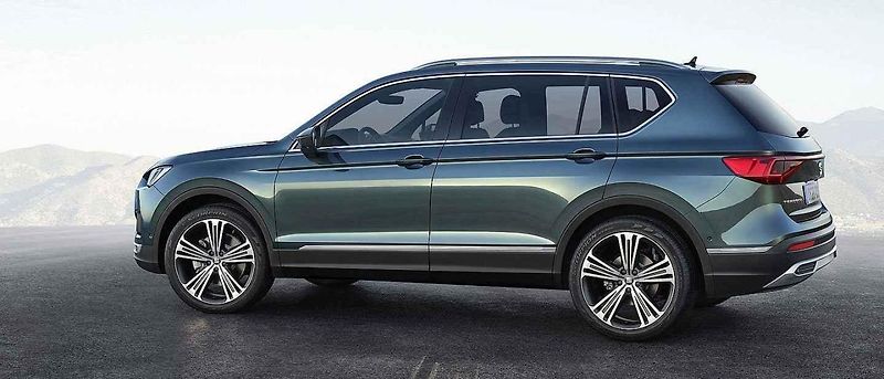 Boční linie zcela odpovídá kategorii SUV