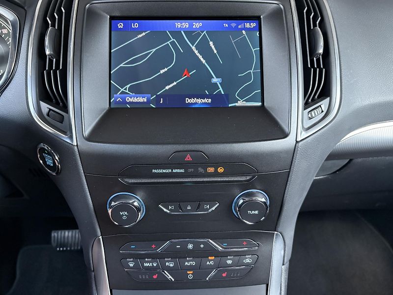 Ford Galaxy (2022) 2.0 EcoBlue  Titanium 7 míst - fotka 18 z 30