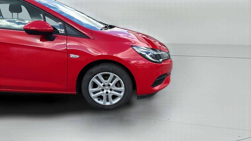 Opel Astra Edition ST 1.2Turbo MT6 (81kW/ - fotka 24 z 24