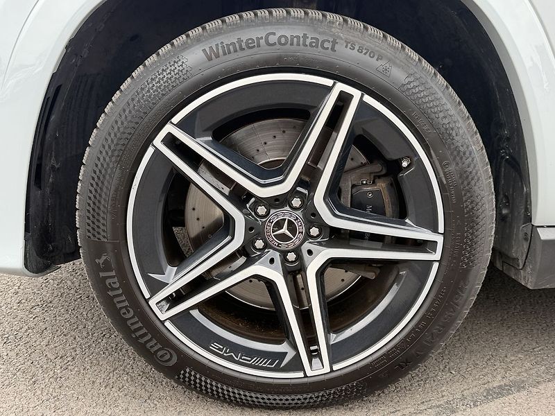 Mercedes-Benz GLS 450 D 4MATIC - fotka 26 z 41