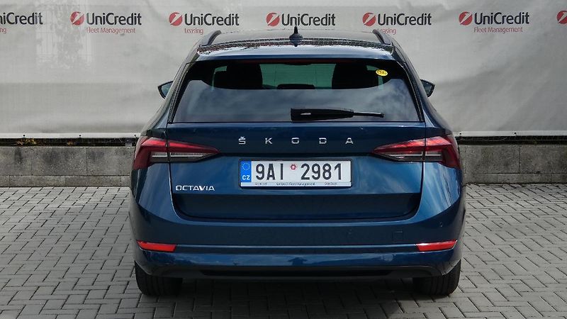 Škoda Octavia 1.5 TGI G-TEC 96kW DSG Ambitio - fotka 4 z 23