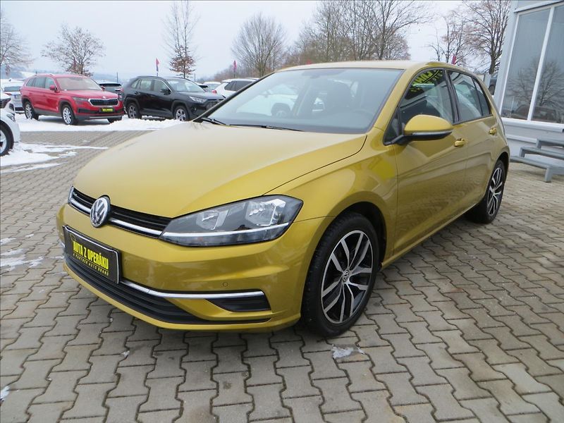 Volkswagen Golf 1,0 TSI 85kW Comfortline DSG - fotka 3 z 24