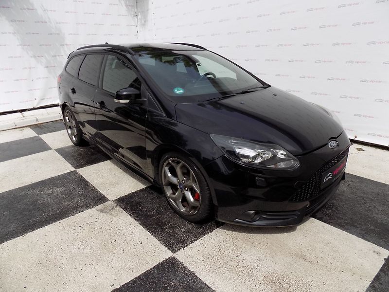 Ford Focus (2013) 2.0i ST/Bi-xenon/kůže/LED/ - fotka 5 z 36