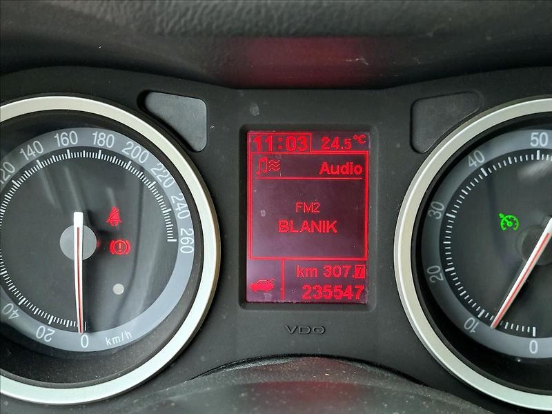 Alfa Romeo Brera 2,2 JTs po VELKÉM SERVISU - fotka 38 z 42