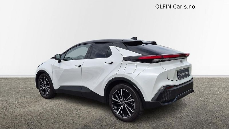 Toyota C-HR Executive Tech 1.8L - fotka 8 z 30