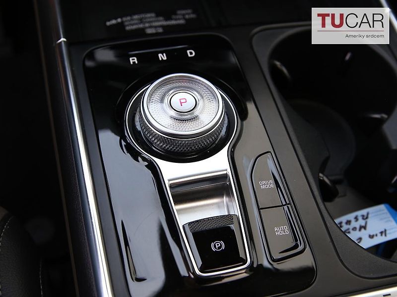 Kia Carnival (2024) 2.2 Diesel Automat 7 míst  - fotka 25 z 42