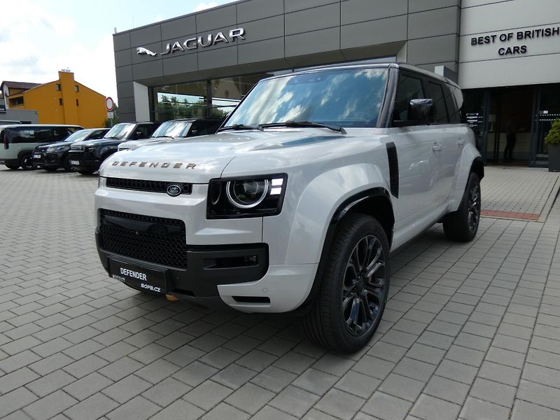 Land Rover Defender 110 4,4 OCTA P635 - fotka 3 z 48