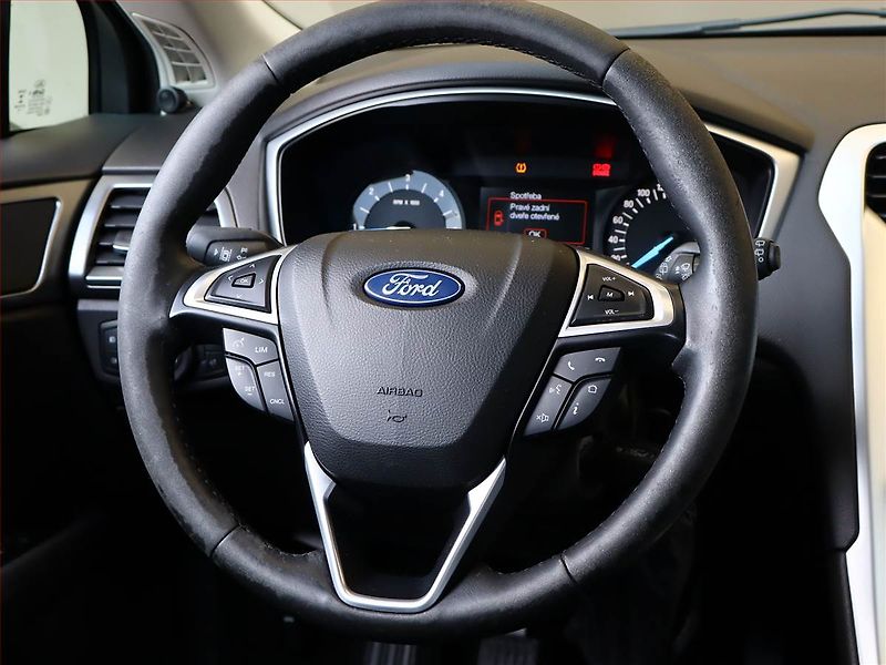 Ford Mondeo (2017) 1.5 TDCi, Navi, Tempomat - fotka 14 z 17