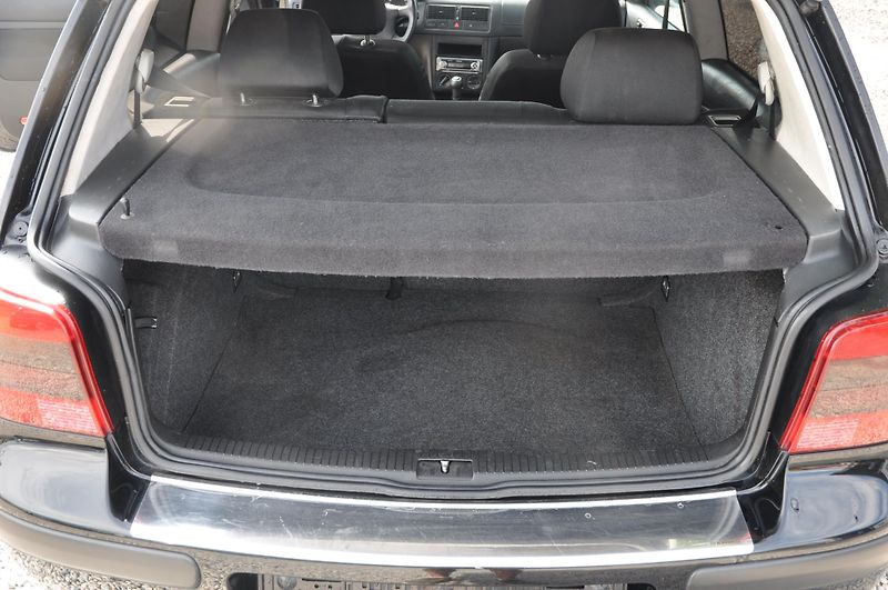Volkswagen Golf IV 1.9TDi 74kW 3dv. - fotka 7 z 15