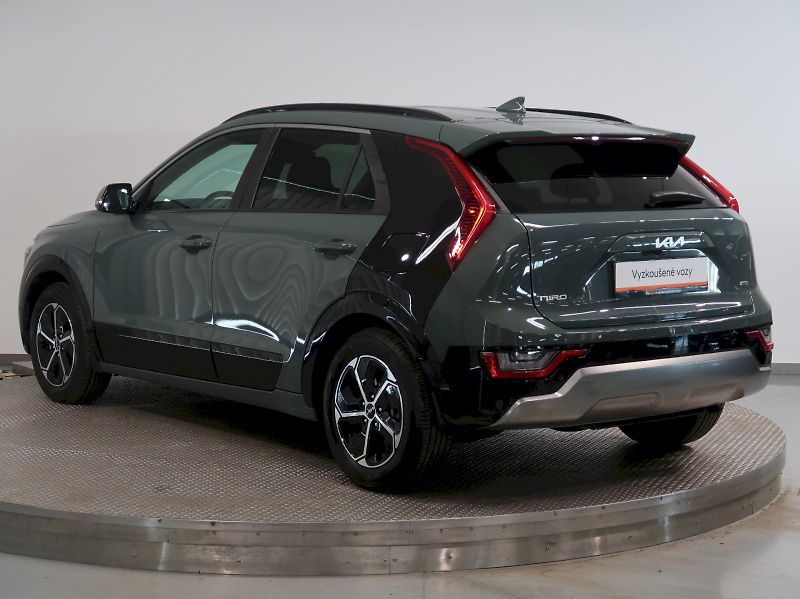 Kia Niro (2022) STYLE 1.6T-GDi 104KW - fotka 7 z 39