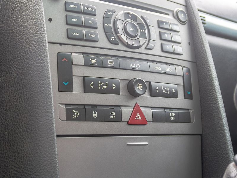 Peugeot 407 (2006) 2.0HDI 100KW – PANORAMA - fotka 22 z 40