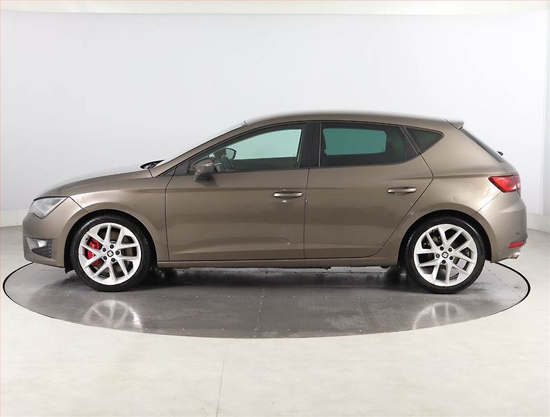 Seat Leon (2016) FR 1.4 TSI, Serv.kniha - fotka 3 z 20