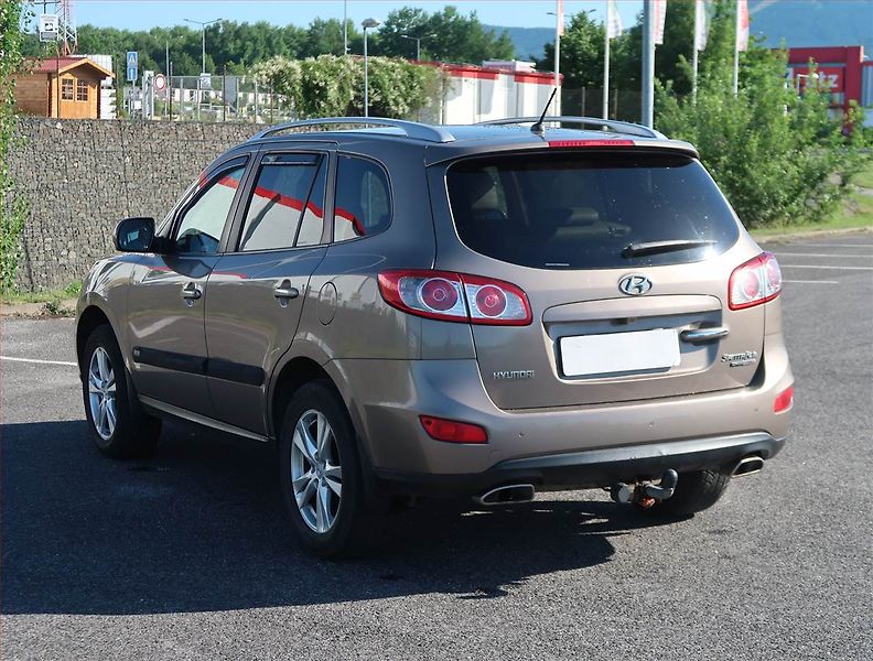 Hyundai Santa Fe (2010) 2.2 CRDi, 4X4, Automat - fotka 4 z 14