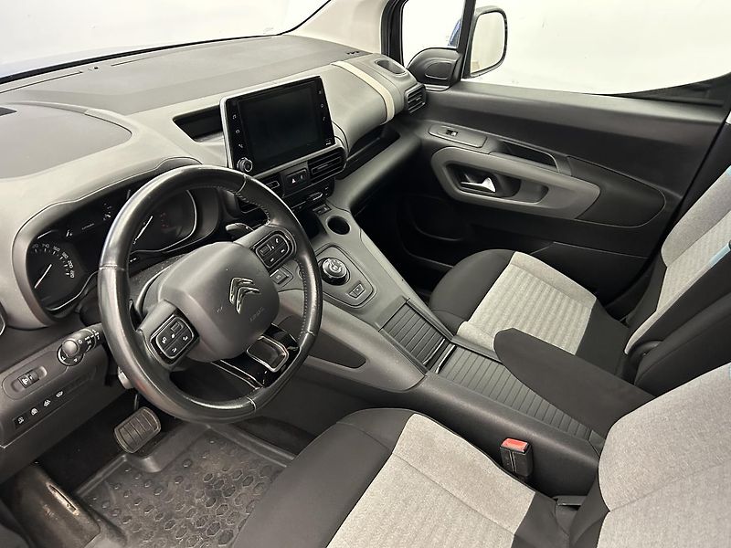 Citroën Berlingo 1.5 HDI XL SHINE EAT8 - fotka 7 z 21