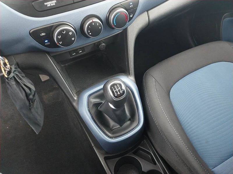 Hyundai i10 (2015) 1.0, Serv.kniha, Tempomat - fotka 13 z 16