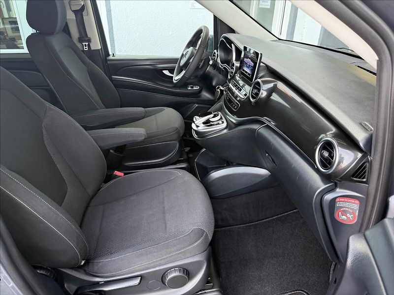 Mercedes-Benz Třídy V 2,2 V220d 8míst,LED,po servisu - fotka 13 z 30