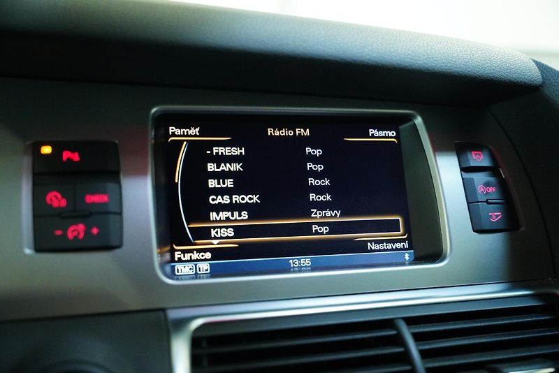 Audi Q7 - fotka 21 z 27
