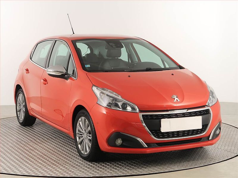 Peugeot 208 (2016) Style 1.2 PureTech, Navi - fotografie inzerátu