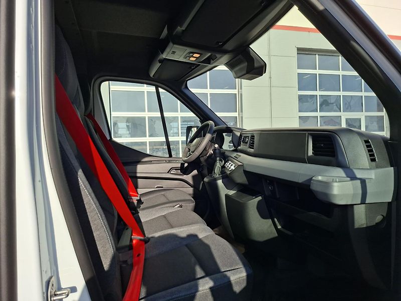 Renault Master (2026) COMBI L3H2 150k RED 9 MÍST - fotka 17 z 24