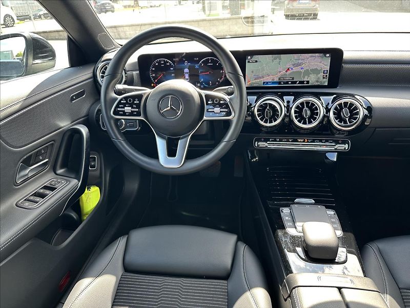 Mercedes-Benz CLA 200d progressive - fotka 13 z 14