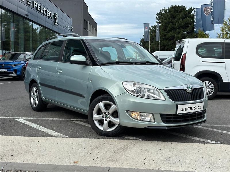Škoda Fabia 1,2 TSI  Top výbava + Serviska - fotka 3 z 22
