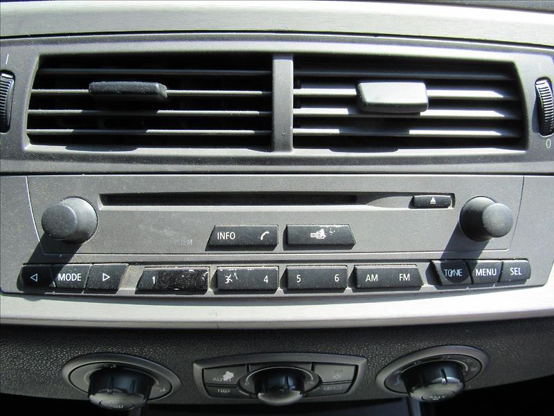 BMW Z4 2,5 i 141kW Manuál - fotka 23 z 39