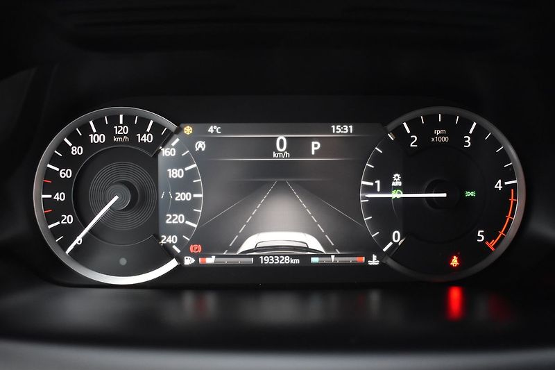Land Rover Discovery Sport D180 S R-DYNAMIC*4WD*AT*KAMERA - fotka 20 z 35