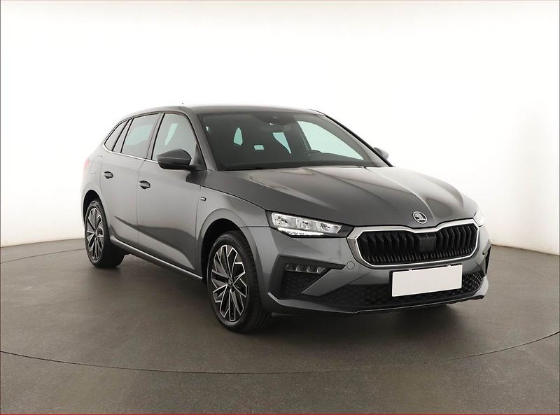 Škoda Scala (2025) 1.0 TSI, DRIVE, AUTOMAT - fotka 1 z 20