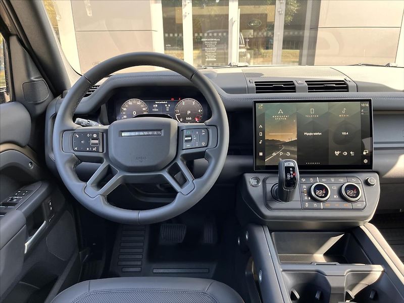 Land Rover Defender (2026) 3,0 110 X-Dynamic SE D250 AWD - fotka 10 z 19