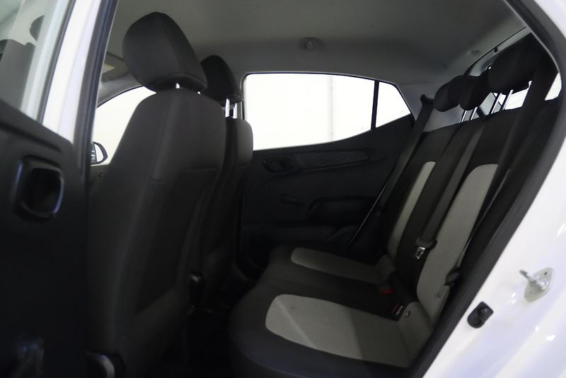 Hyundai i10 - fotka 24 z 26