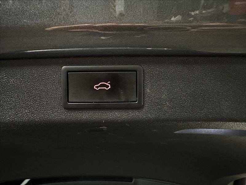 Škoda Enyaq IV80 ACC TAŽNÉ MATRIX LED - fotka 38 z 47