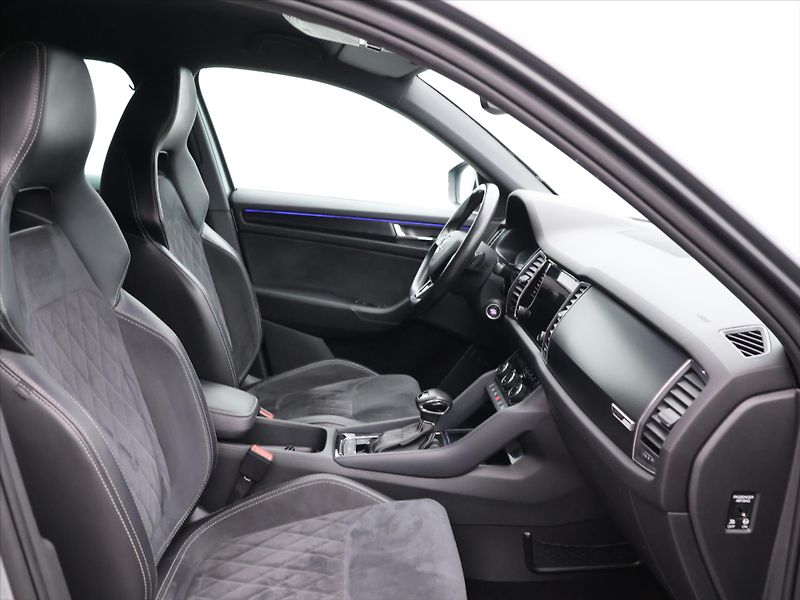 Škoda Kodiaq 2,0 TDI 110kW Sportline Webast - fotka 12 z 35