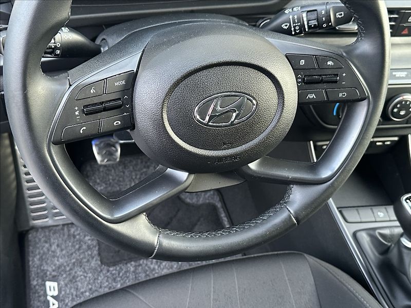 Hyundai Bayon 1,2 84PS  Smart - fotka 31 z 55