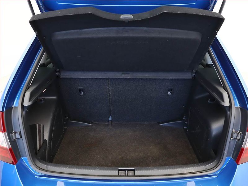 Škoda Rapid (2019) Spaceback 1.0 TSI - fotka 11 z 13