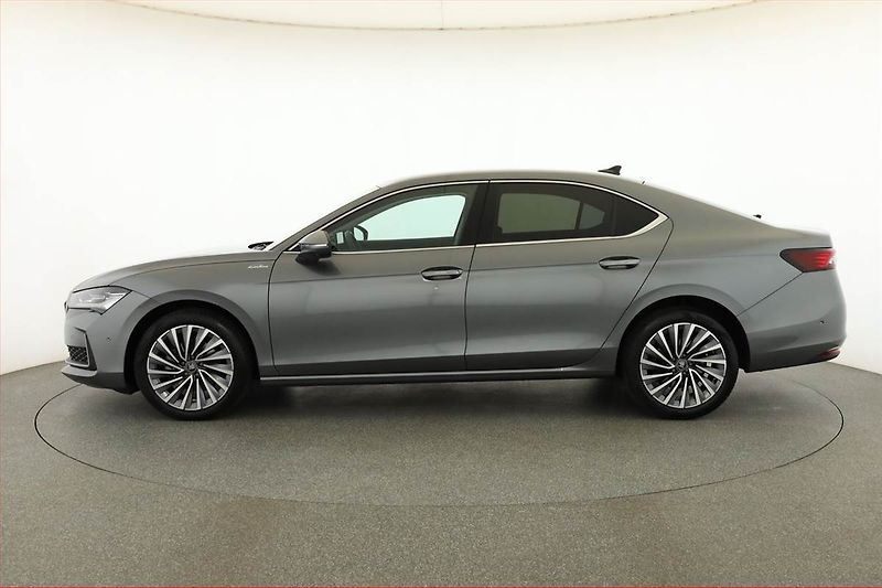 Škoda Superb (2025) 2.0 TDI - fotka 3 z 18