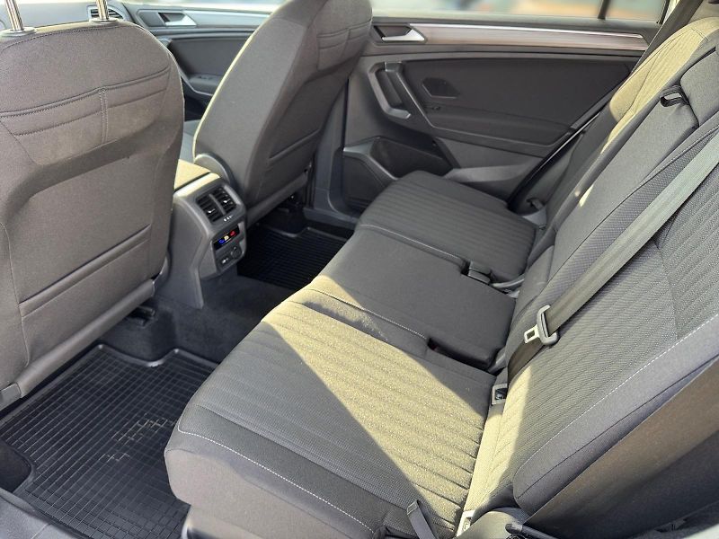 Volkswagen Tiguan Allspace (2023) LIFE 1.5TSI 110kW DSG CZ DPH - fotka 8 z 11