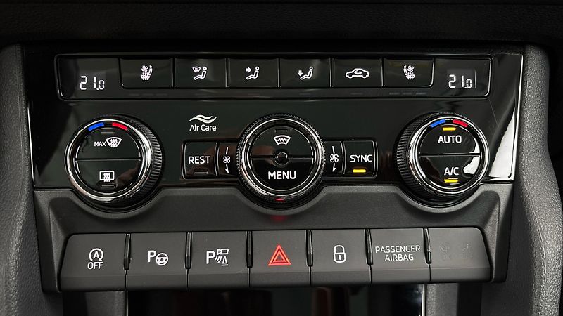 Škoda Kodiaq 2.0 TDI DSG 4x4 L&K - fotka 13 z 32