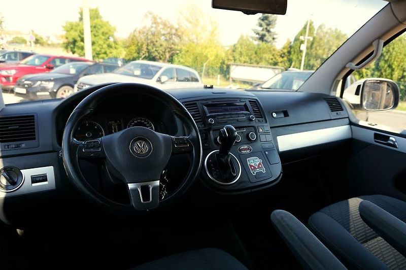 Volkswagen Multivan (2012) 2,0 BI-TDI 132 kW - fotka 23 z 42