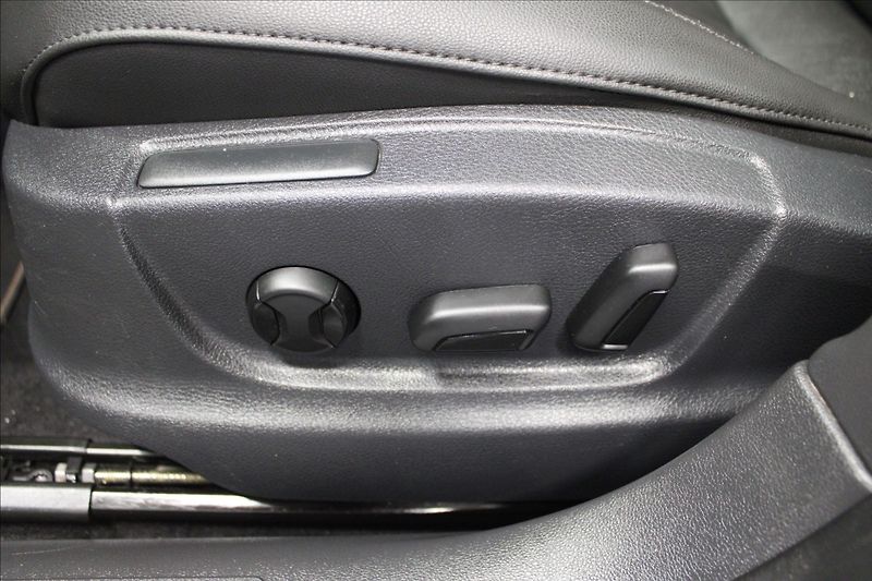 Seat Leon 2,0 TDI X-PERIENCE 4x4 TOP! - fotka 28 z 37