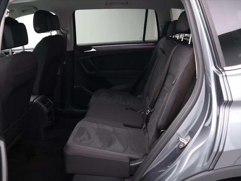 Volkswagen Tiguan 1,5 TSI EVO DSG CZ 1.Maj. DPH - fotka 14 z 32