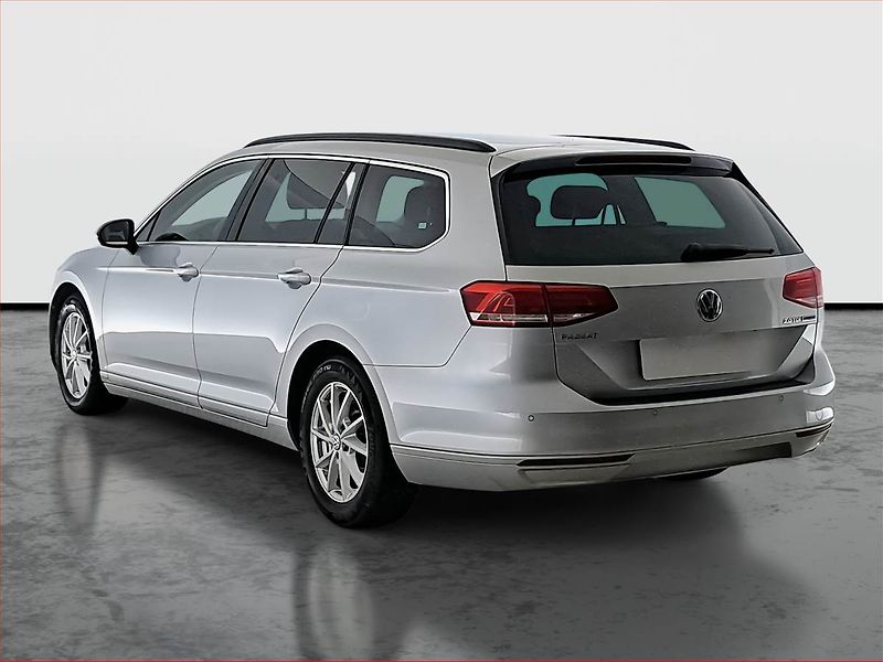 Volkswagen Passat (2014) Comfortline 2.0 TDI, Tempomat - fotka 4 z 17