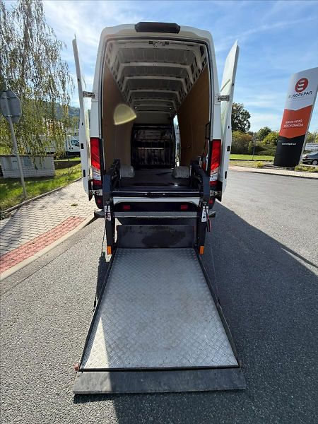 Iveco Daily 3,0 70C18HA8V 18cm3 - fotka 12 z 46