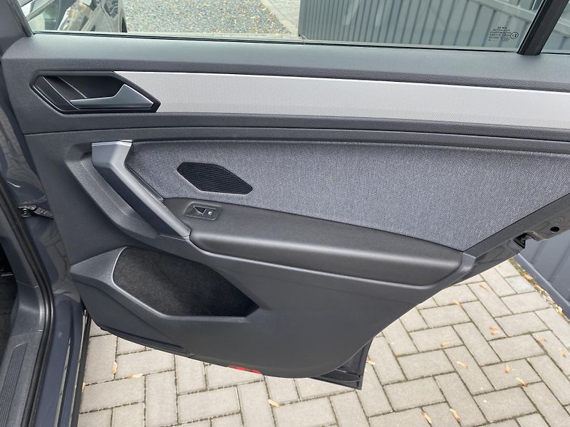 Seat Tarraco 1.5 TSI 110kW-1xMAJ.- LED-NAVI - fotka 44 z 51