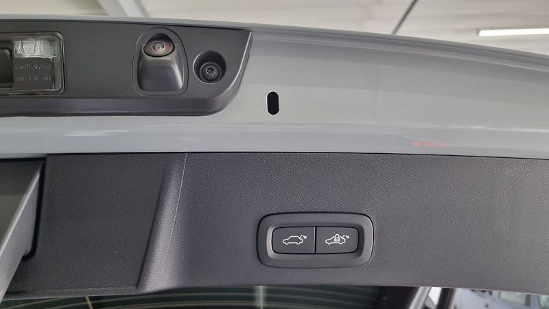 Volvo XC40 (2026) B3 2.0L 163 HP AT7 FWD CORE - fotka 11 z 16