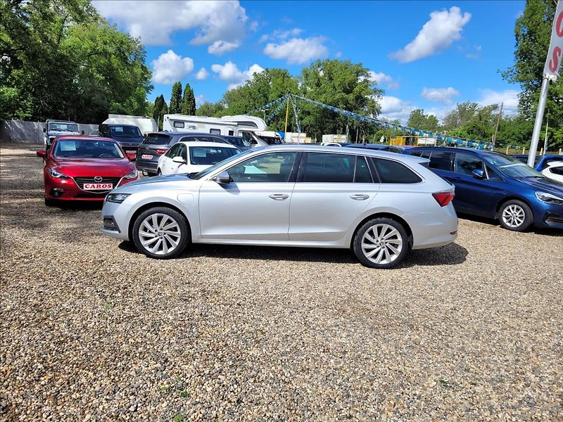 Škoda Octavia 1,4 TSI,PHEV,DSG,Clever,tažné - fotka 3 z 50