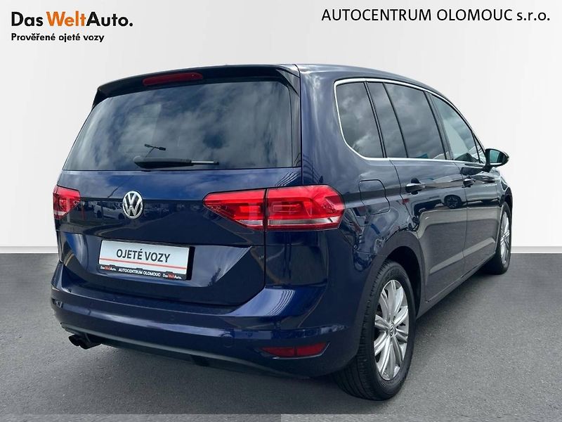 Volkswagen Touran (2016) 1.4 TSI 7DSG Highline - fotka 2 z 33
